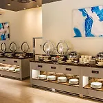 Mercure Dubai Barsha Heights Hotel Suites And Apartments
