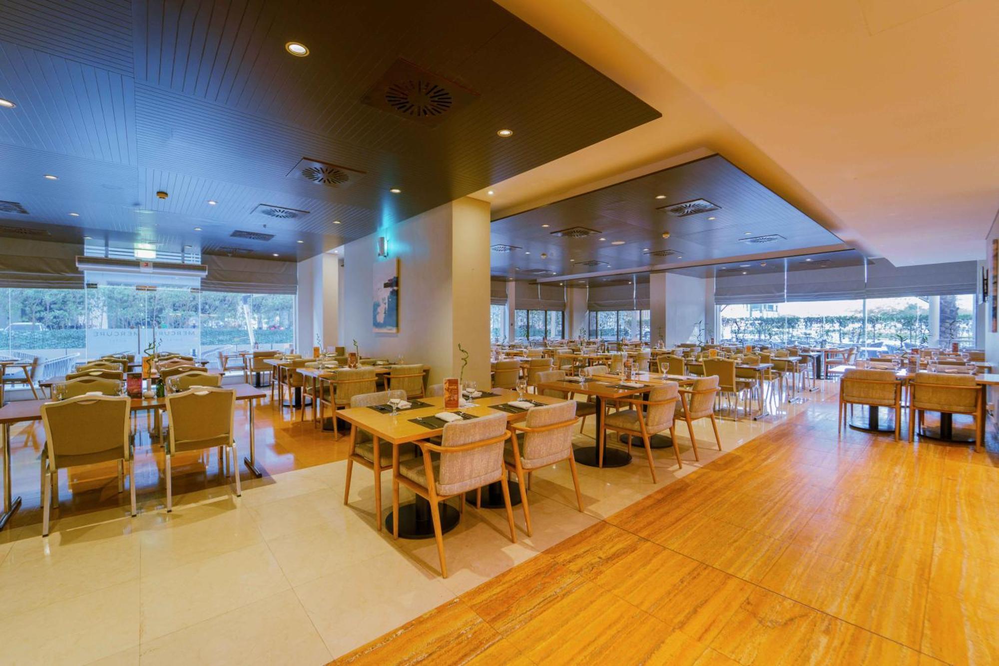 Mercure Barsha Heights And Hotel